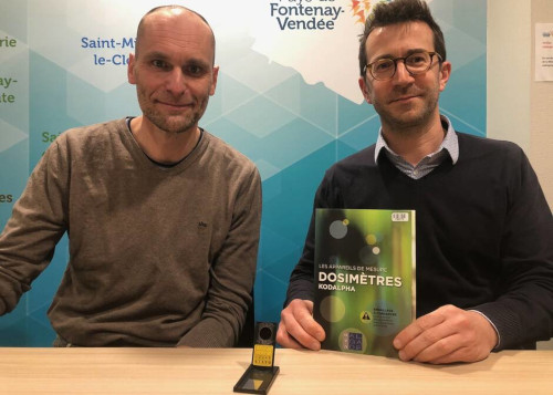  Olivier Fleury, technicien salarié du CPIE, et Thomas Huffeteau, administrateur bénévole de l’association CPIE Sèvre et Bocage